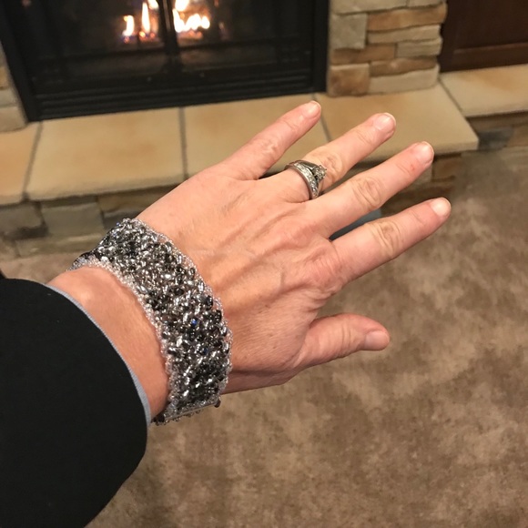 Black white Bracelet by Capture - Picture 2 of 2